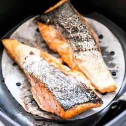 Air fryer - How long to air fry salmon fillet with skin recipes