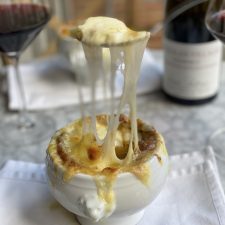 Soups - French onion soup au gratin vs french onion soup recipes